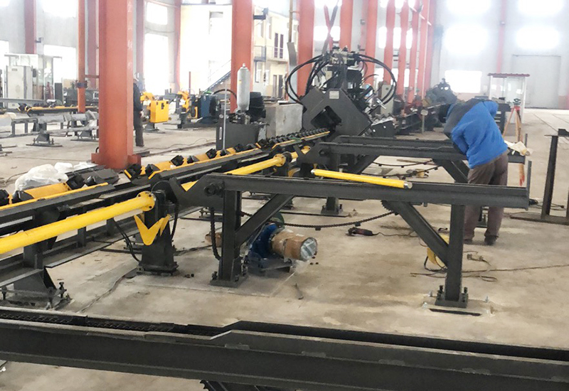 APM0908型數控型鋼(gāng)聯合生産(chǎn)線